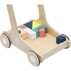 Poussette avec cubes en bois