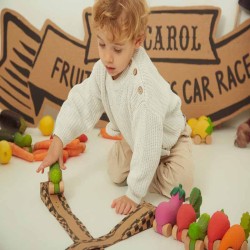 Oli&Carol - Betty the beetroot car - anneau de dentition - caoutchouc naturel