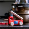 Feuerwehrauto aus Holz - Bajo
