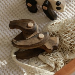 Gorilla aus Holz - Bajo
